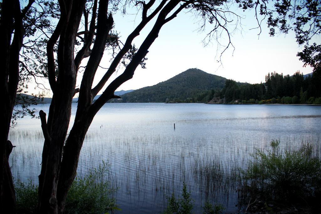 Los Juncos Patagonian Lake House Hotel San Carlos de Bariloche Exterior photo