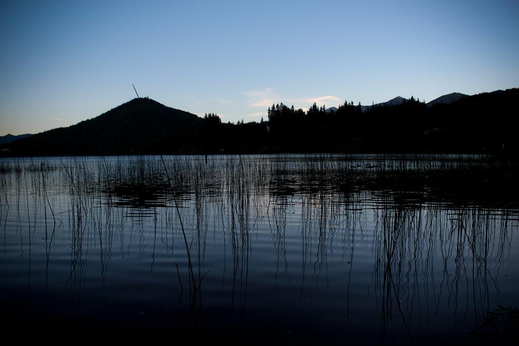 Los Juncos Patagonian Lake House Hotel San Carlos de Bariloche Exterior photo